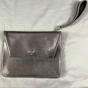 Matt & Natt | Wristlet Clutch Purse